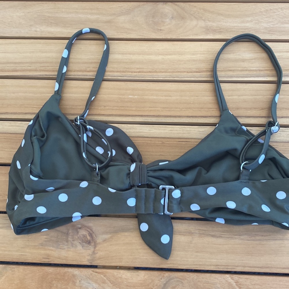 Size XS-L Bikini Bundle - Picture 11 of 14
